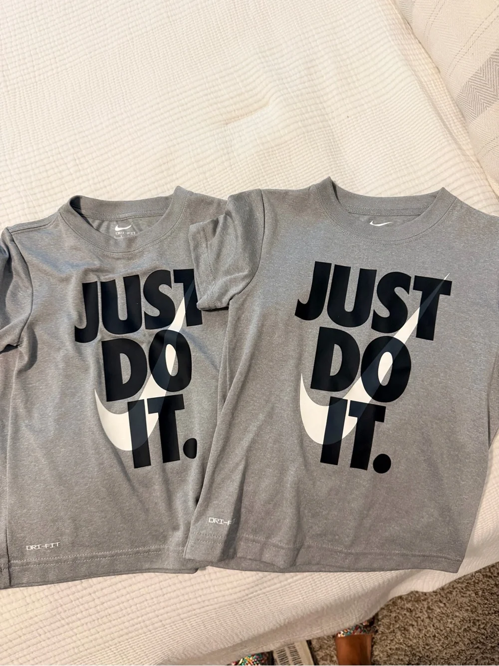 2 Nike Gray Youth 'JUST DO IT.' Short Sleeve Tee with Black Graphic